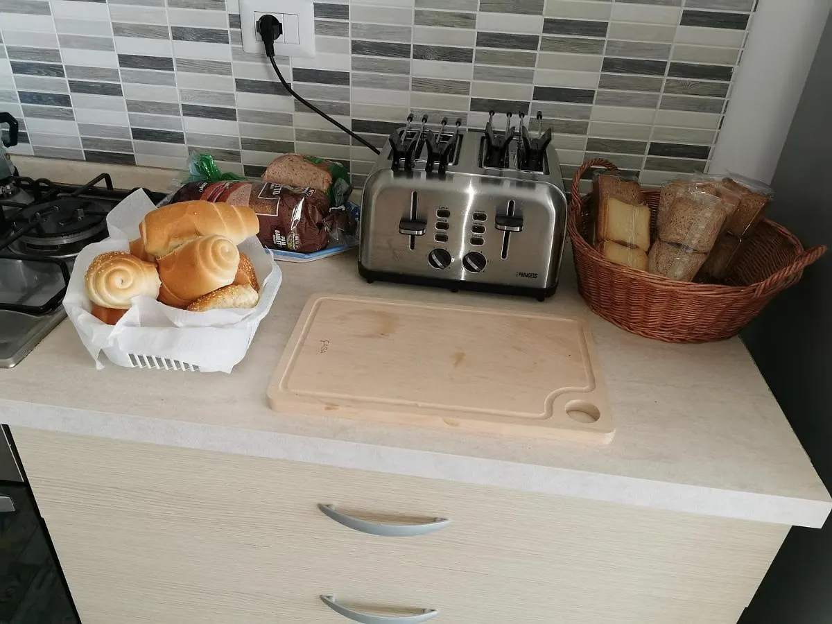** Bed & Breakfast B&B Cesare'S Guests Aci Trezza Italy