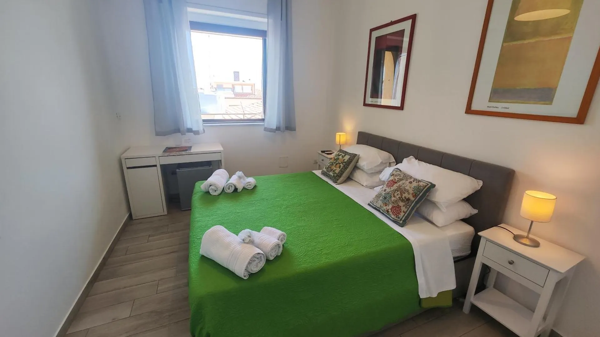 B&B Cesare'S Guests Aci Trezza 2*,
