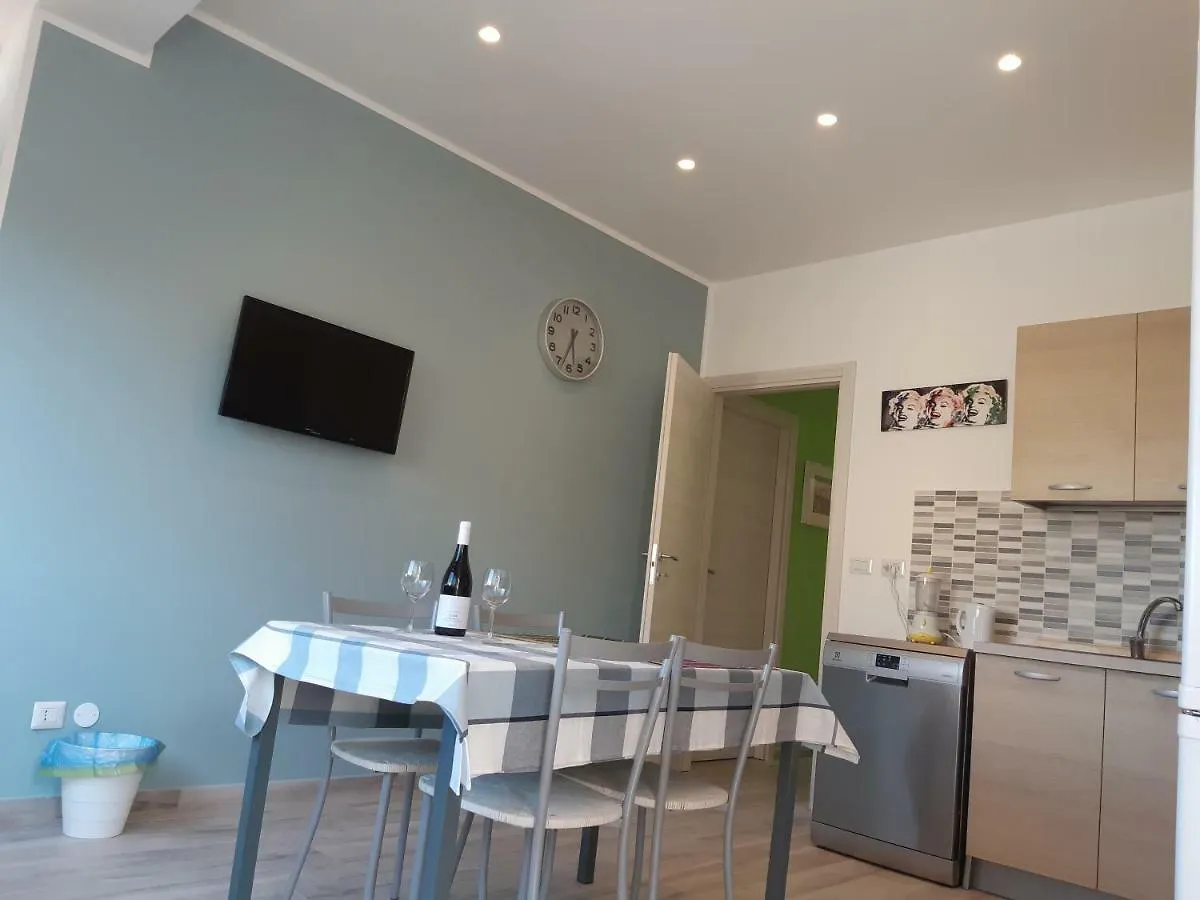 B&B Cesare'S Guests Aci Trezza 2*,  Italy