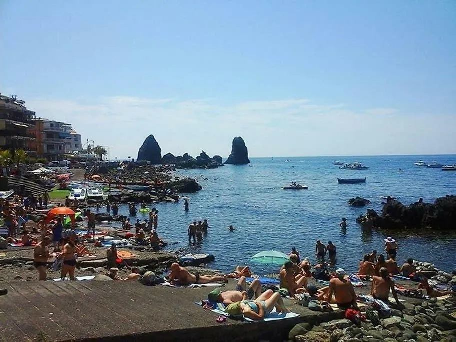 B&B Cesare'S Guests Aci Trezza Bed & Breakfast