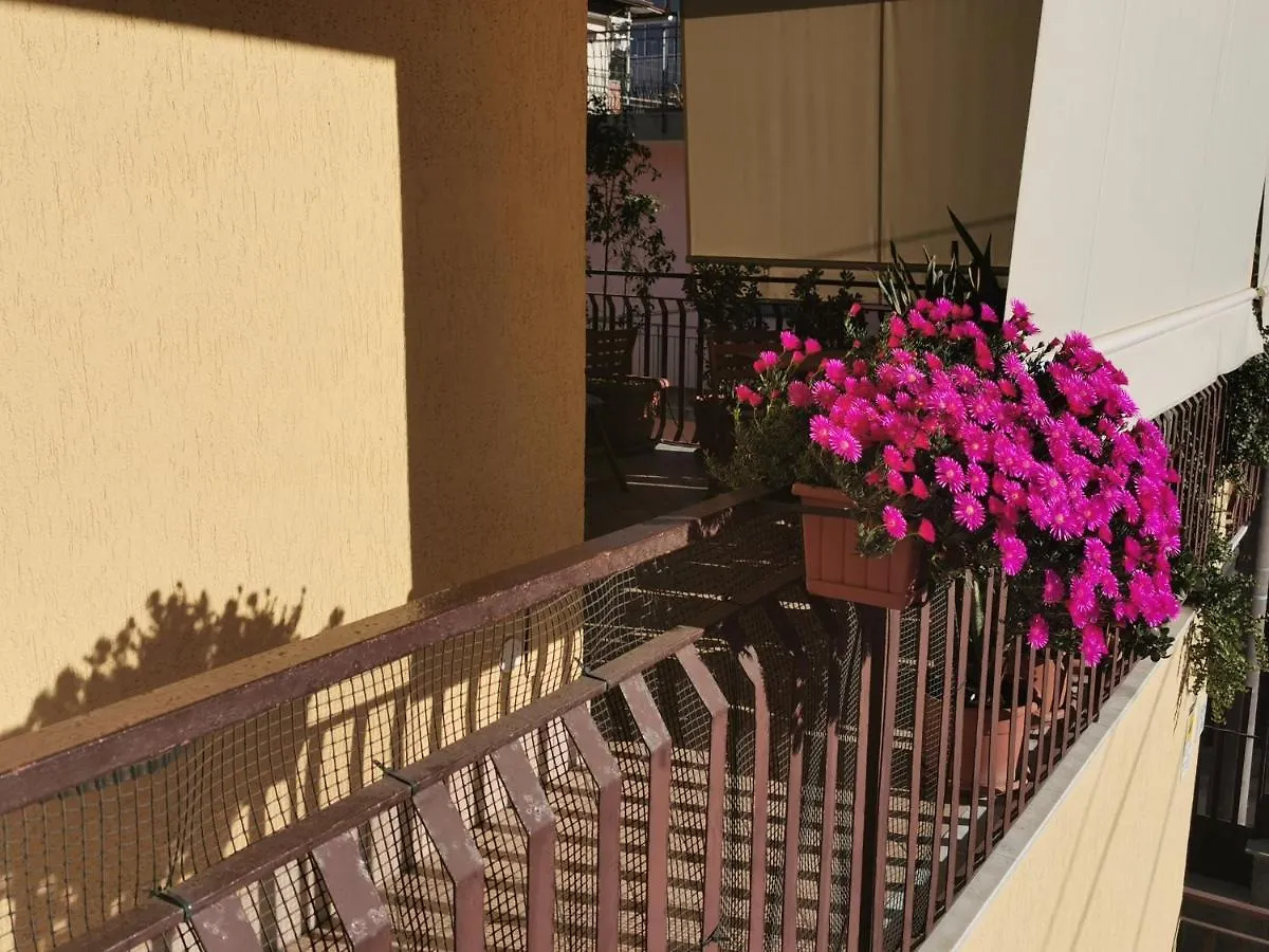 B&B Cesare'S Guests Aci Trezza Bed & Breakfast