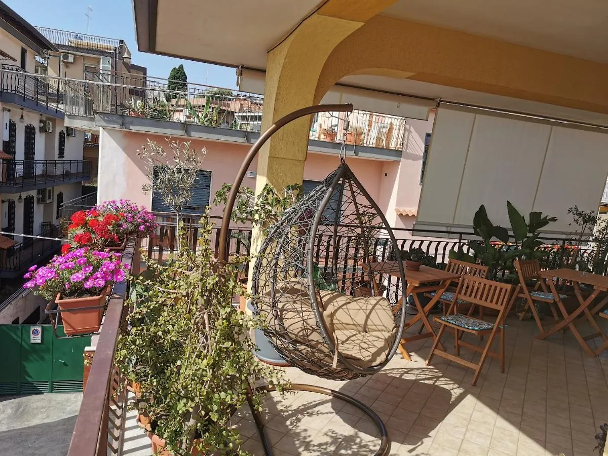 B&B Cesare'S Guests Aci Trezza